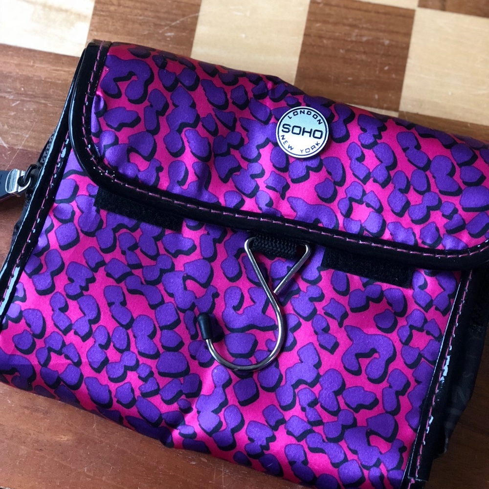 SOHO Hanging Travel Cosmetic Organizer